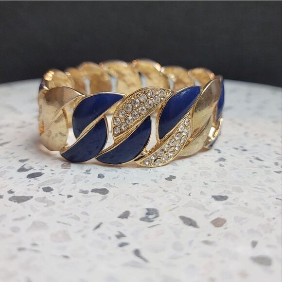 LOT Of 2 Stretchy Bracelets - Picture 3 of 8